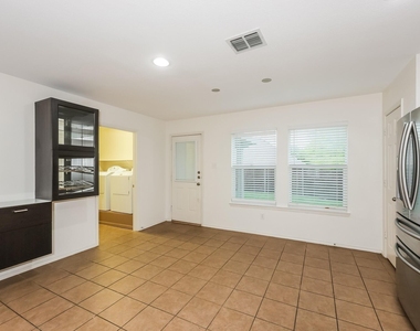 13088 Minnow Way - Photo Thumbnail 4