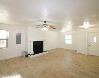4106 Timberline Drive - Photo Thumbnail 5