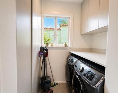 800 Se 11th Court - Photo Thumbnail 16