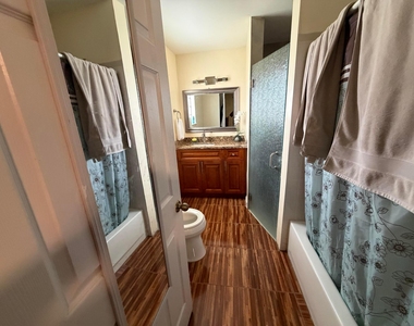 5842 Lake George Place - Photo Thumbnail 15