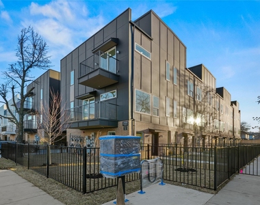 2031 N Prairie Avenue - Photo Thumbnail 1