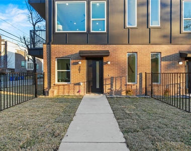 2031 N Prairie Avenue - Photo Thumbnail 2