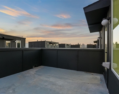 2031 N Prairie Avenue - Photo Thumbnail 21