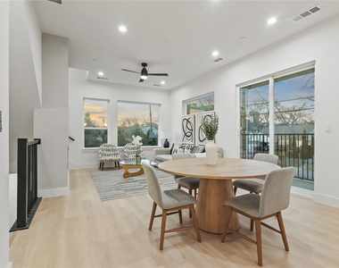 2031 N Prairie Avenue - Photo Thumbnail 11