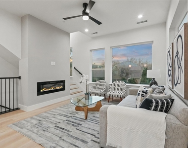 2031 N Prairie Avenue - Photo Thumbnail 6