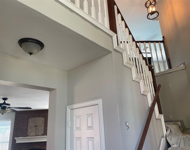 7775 Arcadia Trail - Photo Thumbnail 4