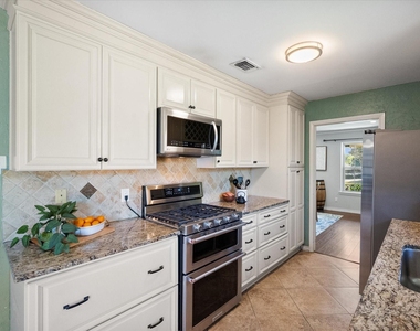 1415 Moss Rose Circle - Photo Thumbnail 7