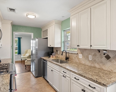 1415 Moss Rose Circle - Photo Thumbnail 9
