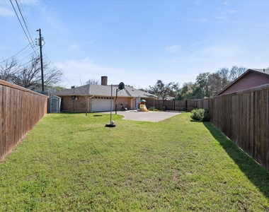 1415 Moss Rose Circle - Photo Thumbnail 32