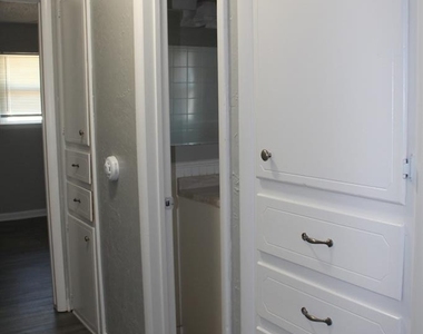 3036 Se 20th Street - Photo Thumbnail 10