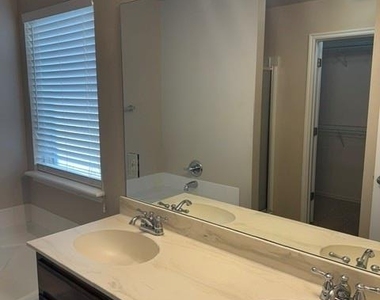 1032 Sw 158th Street - Photo Thumbnail 17