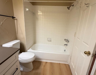 705 Cimarron Trail - Photo Thumbnail 21