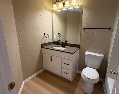 705 Cimarron Trail - Photo Thumbnail 20