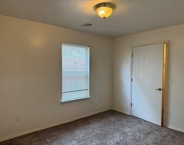 1116 Brandywine Lane - Photo Thumbnail 20