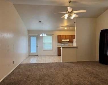 1116 Brandywine Lane - Photo Thumbnail 13