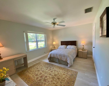 1403 W Libby Drive - Photo Thumbnail 6