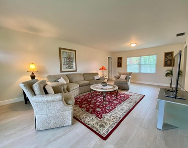1403 W Libby Drive - Photo Thumbnail 1