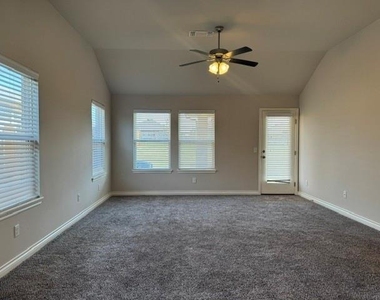 1020 Old Frisco Road - Photo Thumbnail 7
