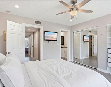 721 Se 1st Way - Photo Thumbnail 27