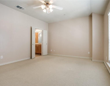 2415 Stutz Drive - Photo Thumbnail 12