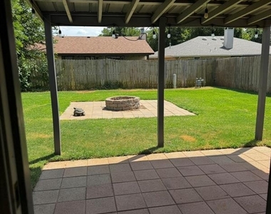 10416 Dover Drive - Photo Thumbnail 14