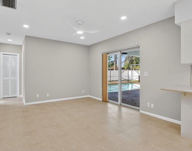 1544 Nw 9th Street - Photo Thumbnail 17
