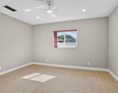 1544 Nw 9th Street - Photo Thumbnail 21