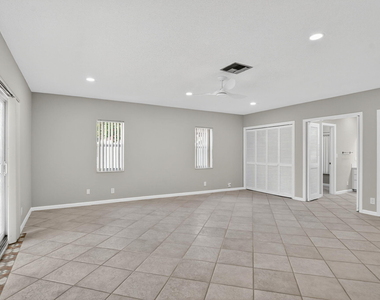1544 Nw 9th Street - Photo Thumbnail 30