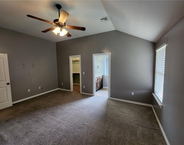10716 Sw 32nd Street - Photo Thumbnail 11