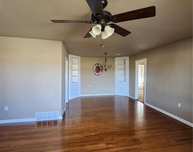 2514 Nw 46th Street - Photo Thumbnail 5