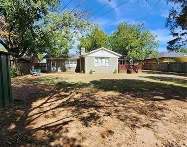 2514 Nw 46th Street - Photo Thumbnail 4