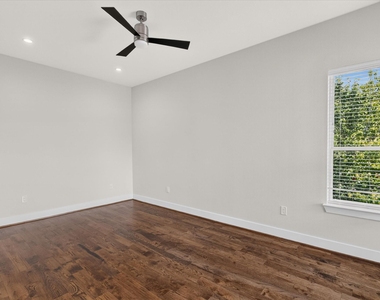 3061 Selma Lane - Photo Thumbnail 18