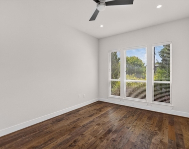 3061 Selma Lane - Photo Thumbnail 32