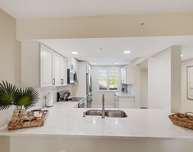2101 Marina Isle Way - Photo Thumbnail 1