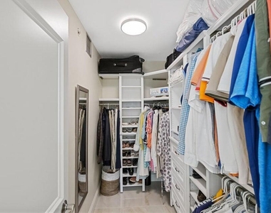2101 Marina Isle Way - Photo Thumbnail 17