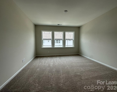 9233 Harwen Lane - Photo Thumbnail 11
