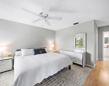 4022 B Quail Ridge Dr N - Photo Thumbnail 17