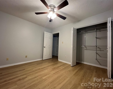 6428 Whitewater Drive - Photo Thumbnail 14