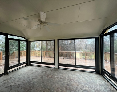 6428 Whitewater Drive - Photo Thumbnail 15