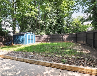1736 Parsons Street - Photo Thumbnail 16