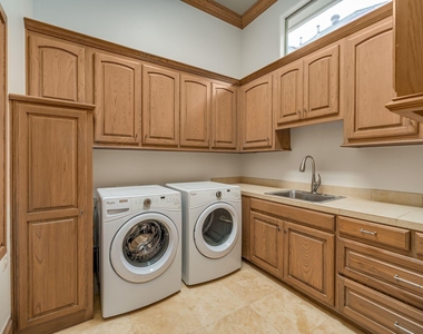 6049 Arrowhead Drive - Photo Thumbnail 30