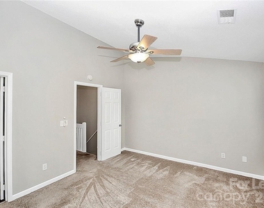 8203 Golf Ridge Drive - Photo Thumbnail 21