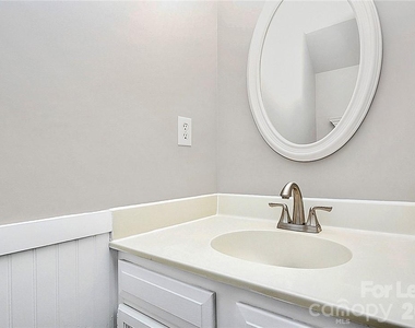 8203 Golf Ridge Drive - Photo Thumbnail 13