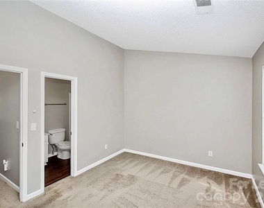 8203 Golf Ridge Drive - Photo Thumbnail 17