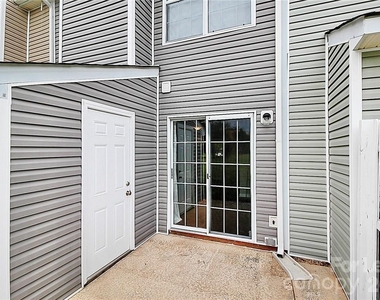 8203 Golf Ridge Drive - Photo Thumbnail 25
