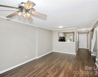 8203 Golf Ridge Drive - Photo Thumbnail 11