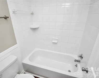 8203 Golf Ridge Drive - Photo Thumbnail 23