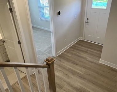 5013 Griers Hill Drive - Photo Thumbnail 2