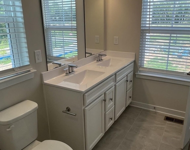 5013 Griers Hill Drive - Photo Thumbnail 21