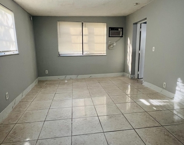 3630 Sw 46th Avenue - Photo Thumbnail 27